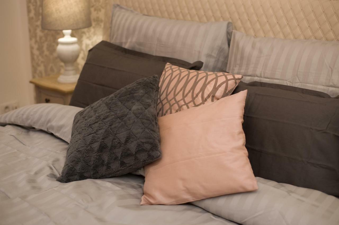 Kristanka - Kouzelne Apartmany Prachatice Ngoại thất bức ảnh